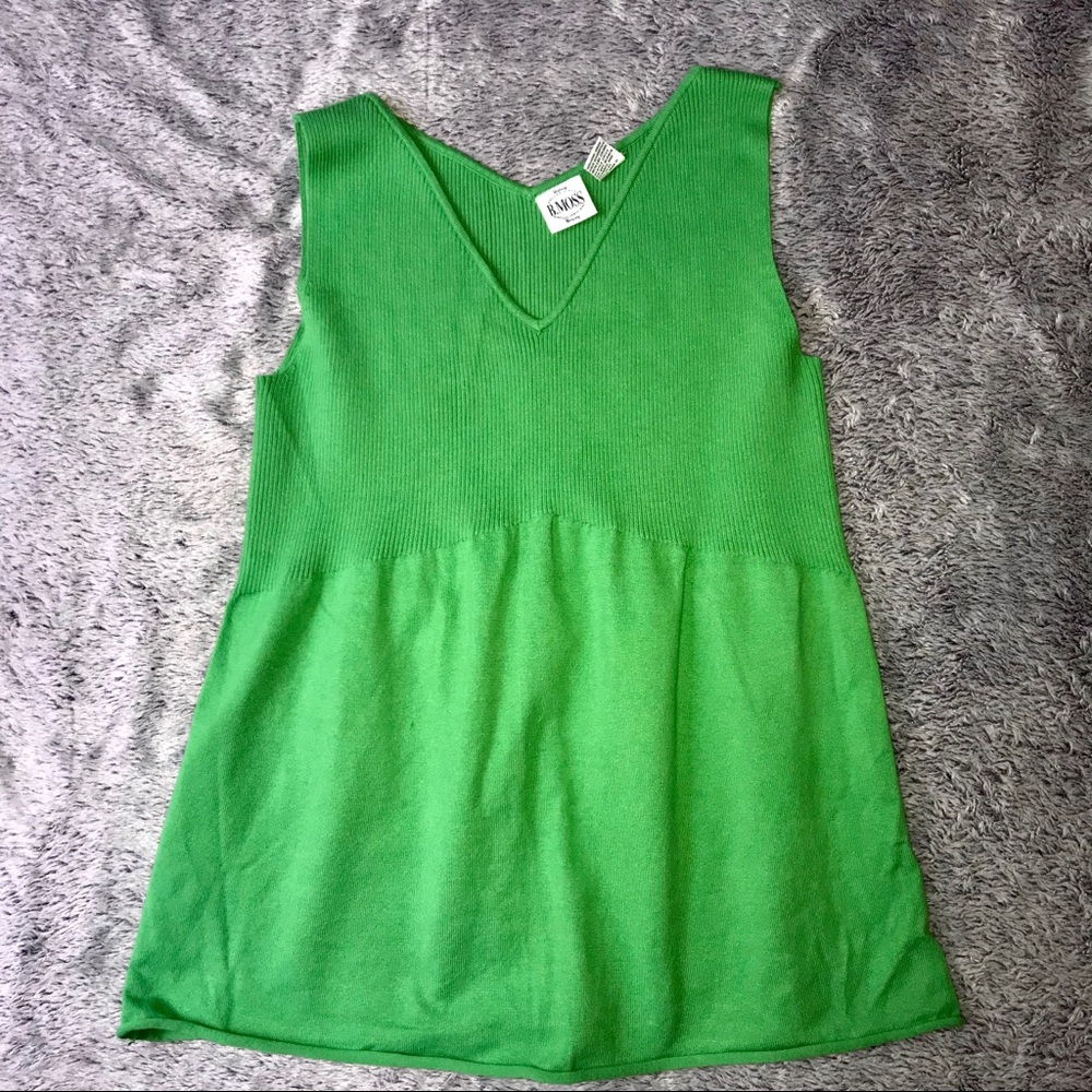 B.MOSS v-neck